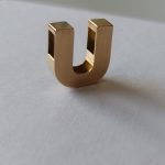 پلاک حروف لاتین